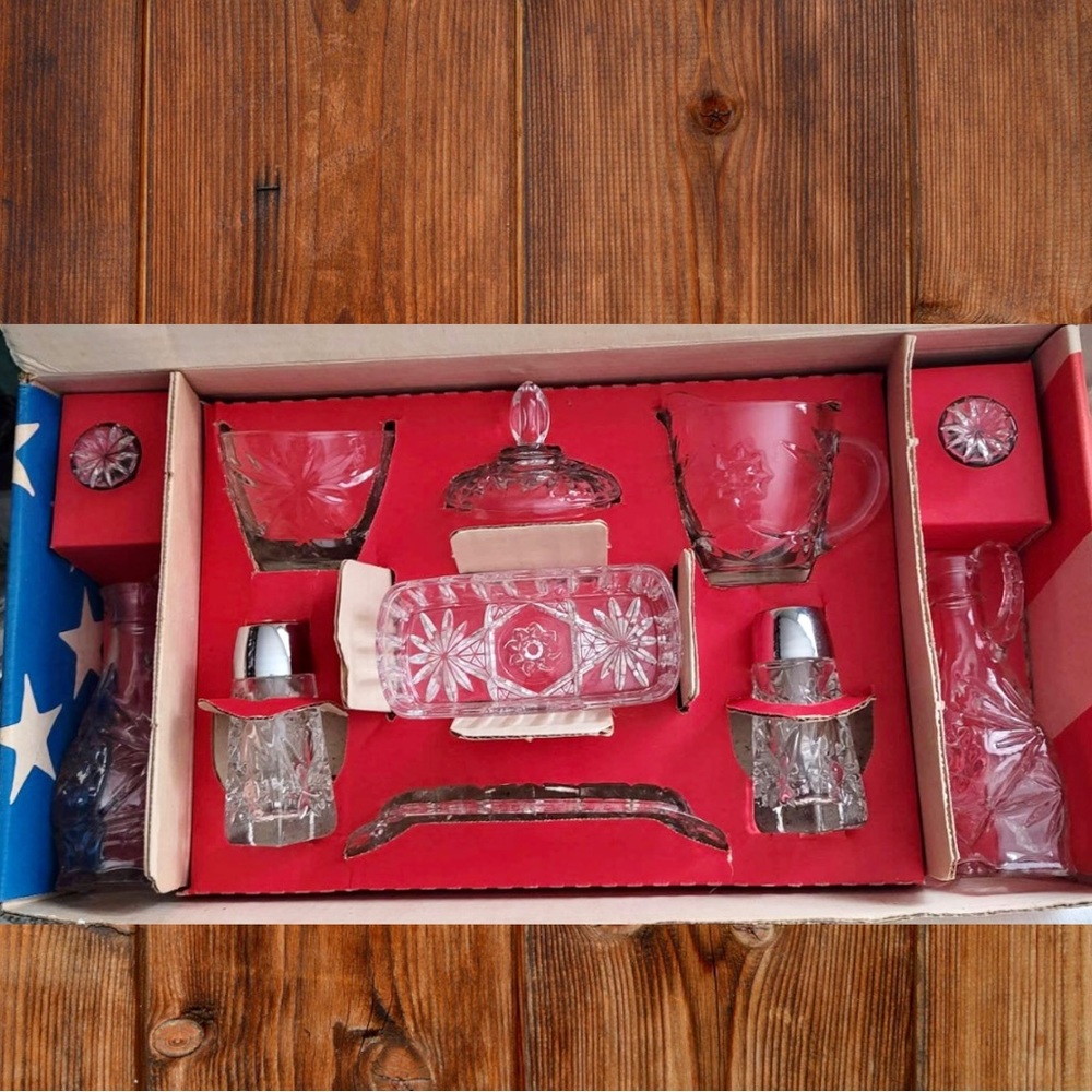 EARLY AMERICAN PRESCUT, 11 PC. TABLE SET BY ANCHOR HOCKING! 🆕 IN BOX!